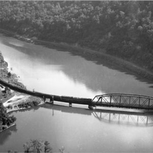 SV-15-028 - 132 Hawks Nest C&O Iconic Photo